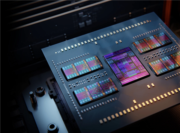 AMD 96核心U皇霄龙9654跑分逆天!残血就把Intel 112核心甩开几条街