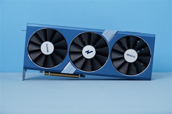 Intel显卡全线大降价！首发2499元的Arc A750 如今杀到1000元