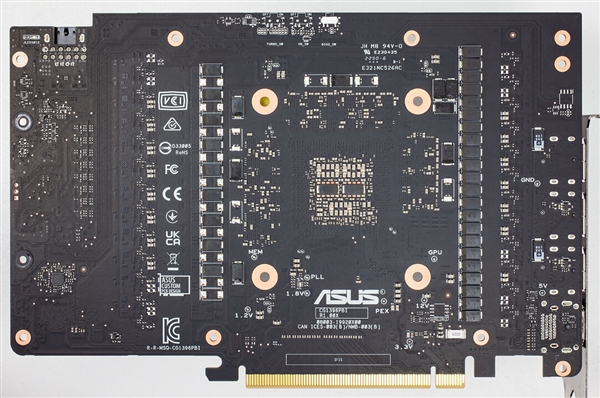 4.3槽庞然巨物!华硕猫头鹰版RTX 4080来了:噪音/温度喜人