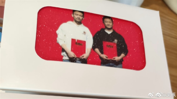 “以为吴京和郭帆结婚了”上热搜:吴京晒图引围观 网友直呼太内涵