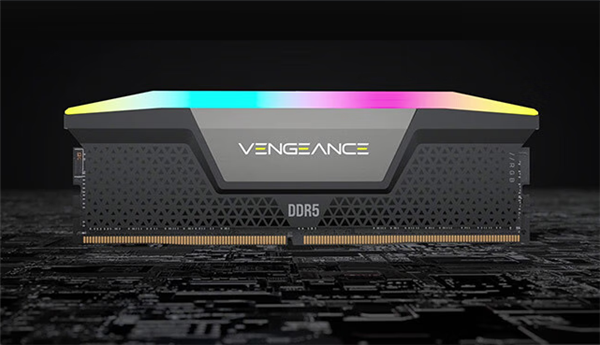 海盗船192GB DDR5内存套装开卖:带上“光污染” 7699元!