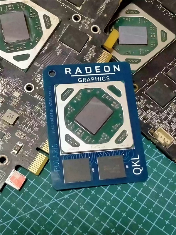 中国玩家把RX 580显卡做成钥匙链:还带俩显存