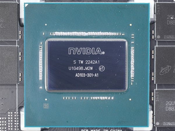 4.3槽庞然巨物!华硕猫头鹰版RTX 4080来了:噪音/温度喜人