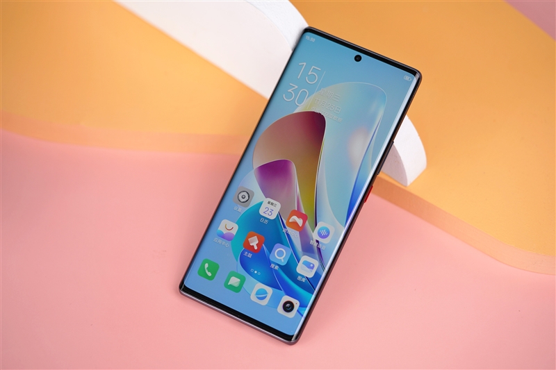 35mm镜头别具一格！努比亚Z50评测：小白也能瞬间变摄影大师